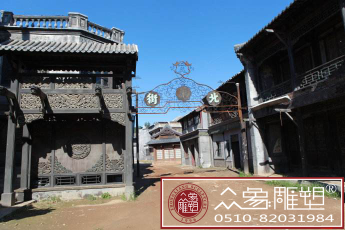 影視場(chǎng)景：泡沫搭建的老街景