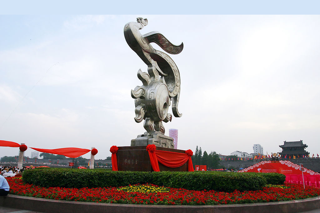 運(yùn)輸過(guò)程中如何確保玻璃鋼雕塑的平整度？